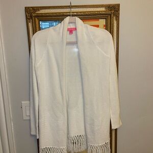 White lily Pulitzer Sweater with Fringe Detailing XS